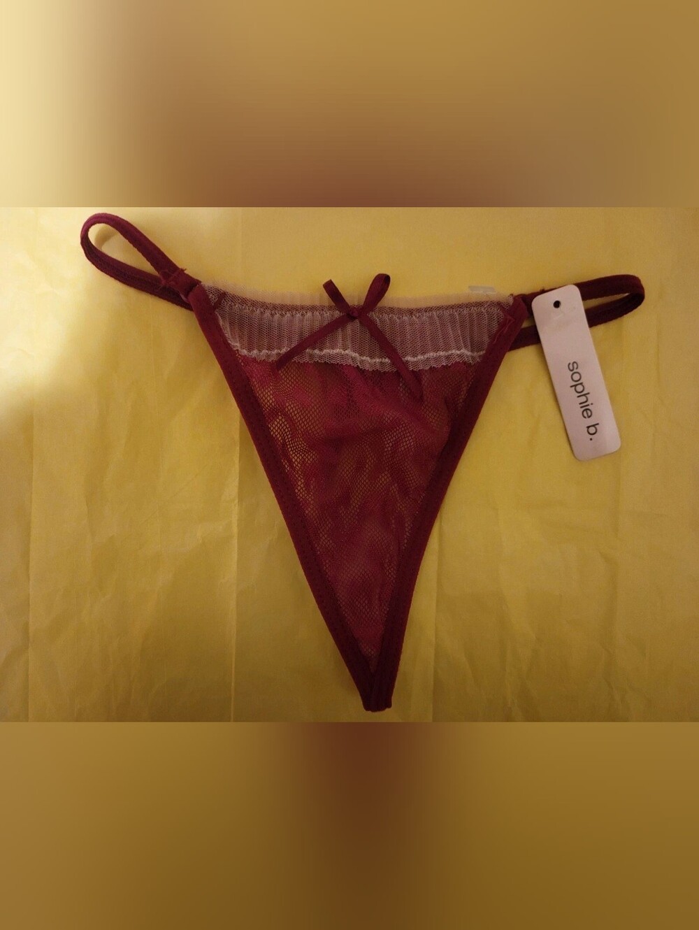 Sophie B Intimates Panties Raspberry Size 5 BNWT G-String Thong Lace